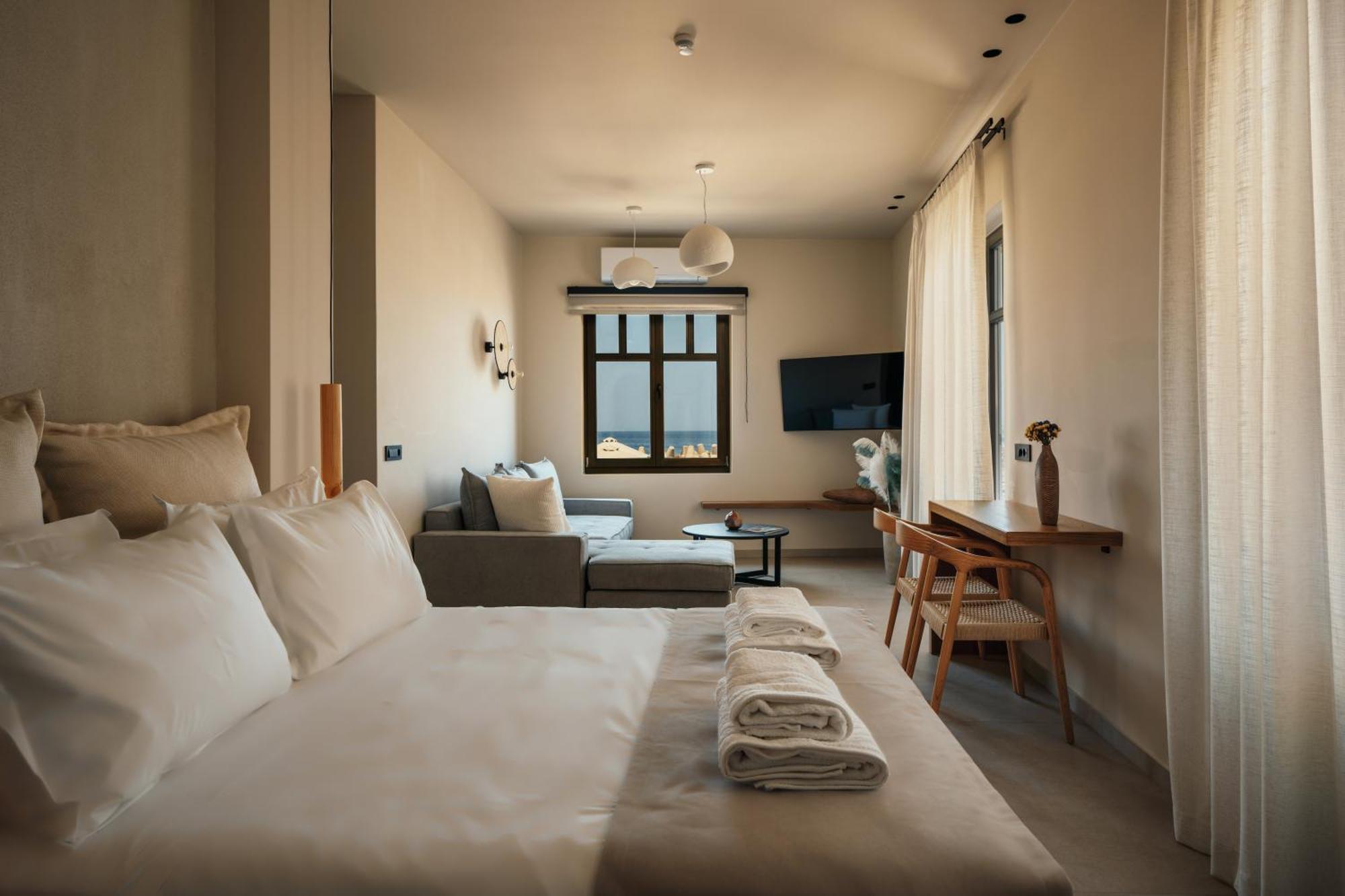 Rettimo Suites, Experience Luxury In The Heart Of Rethymno エクステリア 写真