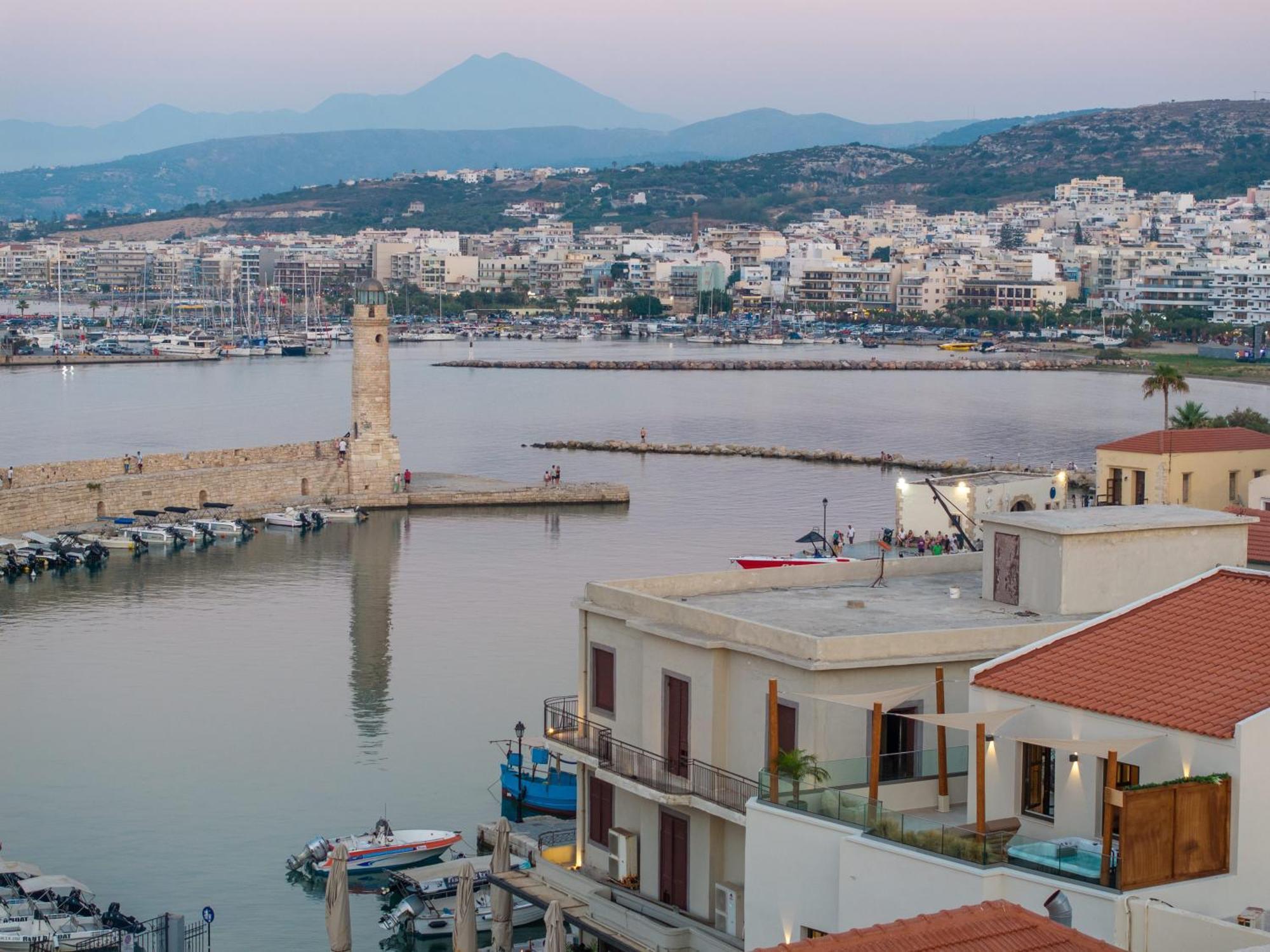 Rettimo Suites, Experience Luxury In The Heart Of Rethymno エクステリア 写真