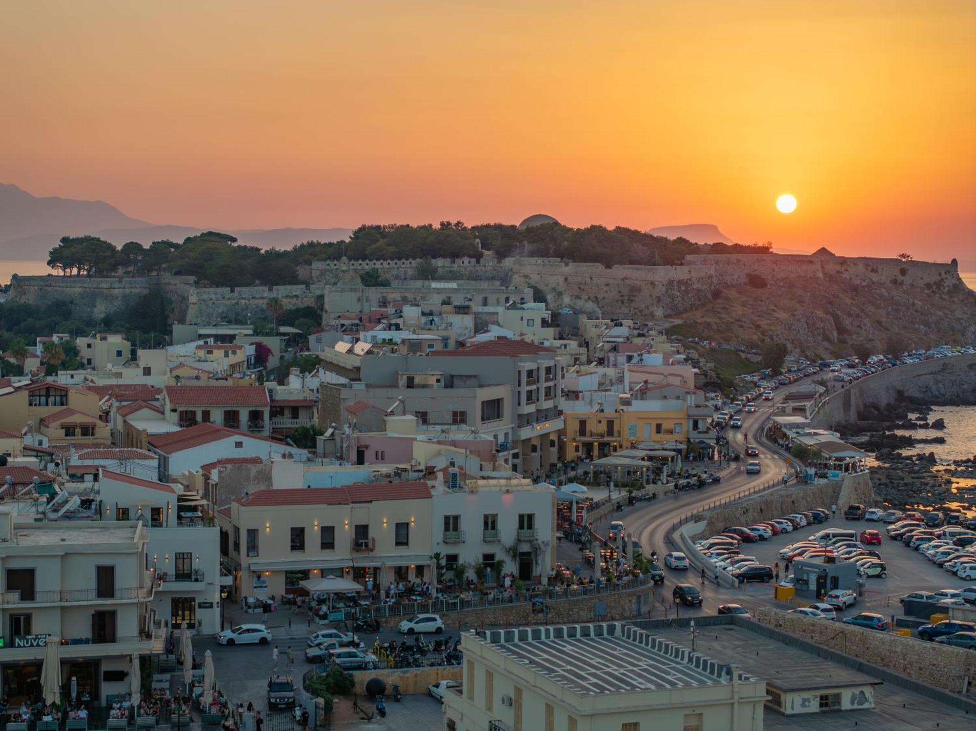 Rettimo Suites, Experience Luxury In The Heart Of Rethymno エクステリア 写真