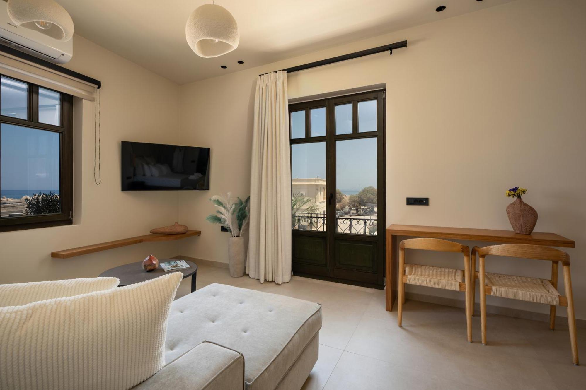 Rettimo Suites, Experience Luxury In The Heart Of Rethymno エクステリア 写真
